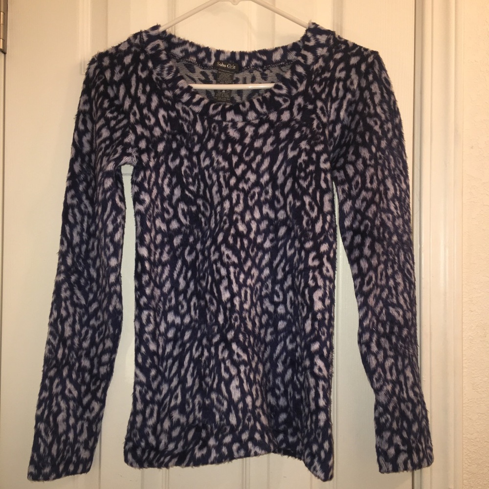 Junior size furry sweater new Without tags